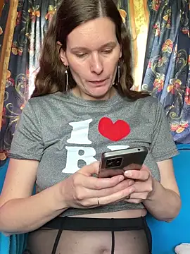 Midnight Munch online show from 06/10/26, 01:10