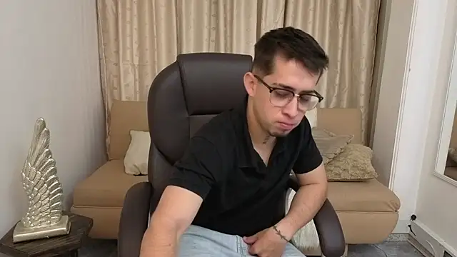 Tommas Jhonson online show from 03/11/26, 04:18