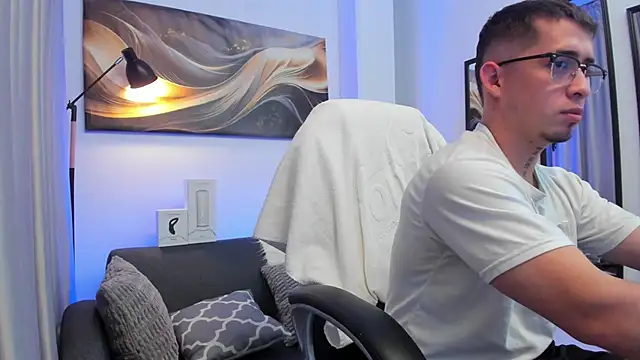 Tommas Jhonson online show from 03/20/26, 03:22