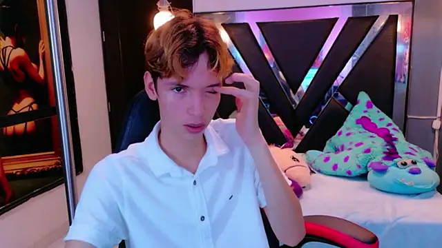 Snapshot of Liam_Green1 chatting on 02/07/26, 03:16 Liam Green1 online show from 02/07/26, 03:16