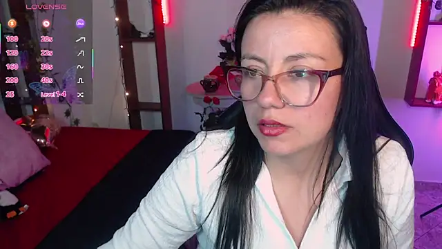 QueenRose94 online show from 03/10/26, 12:43