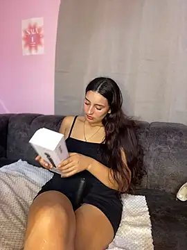 -BabyLuna online show from 04/17/26, 01:03