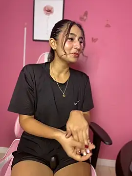 -BabyLuna online show from 04/23/26, 12:51