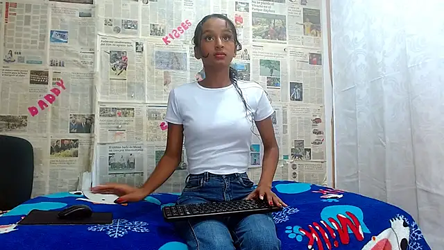 Snapshot of valeryskinnyvagi chatting on 02/11/26, 12:32 valeryskinnyvagi online show from 02/11/26, 12:32