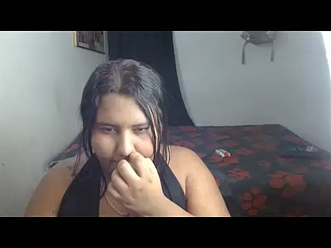 naomyandpablot online show from 04/22/26, 04:37