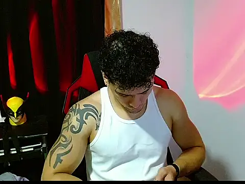 Snapshot of Logan0626 chatting on 02/21/26, 12:33 Logan0626 online show from 02/21/26, 12:33