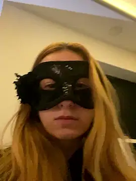 Snapshot of seluna_baby chatting on 02/10/26, 05:17 seluna baby online show from 02/10/26, 05:17