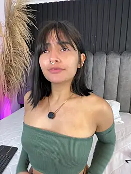 Snapshot of Nanda_vixen_ chatting on 02/18/26, 09:22 Nanda vixen online show from 02/18/26, 09:22