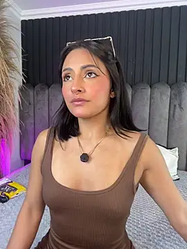 Nanda vixen  online show from 04/08/26, 11:37