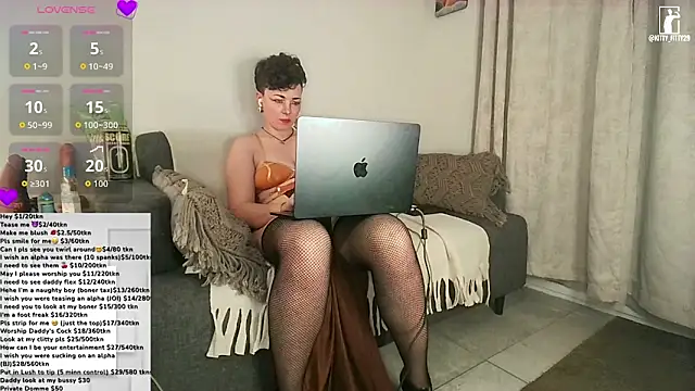 Snapshot of kittyfitty29 chatting on 02/16/26, 05:03 kittyfitty29 online show from 02/16/26, 05:03