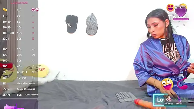 Damian-and-Camerum online show from 04/13/26, 03:01