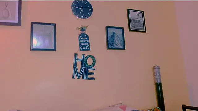 Snapshot of sexiempoderada18 chatting on 02/21/26, 01:23 sexiempoderada18 online show from 02/21/26, 01:23