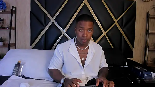 LuccianoDaytona online show from 03/02/26, 07:54