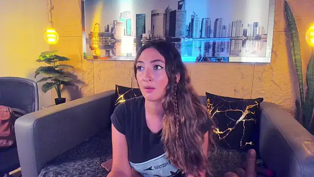 Lucy0420 online show from 04/07/26, 03:40