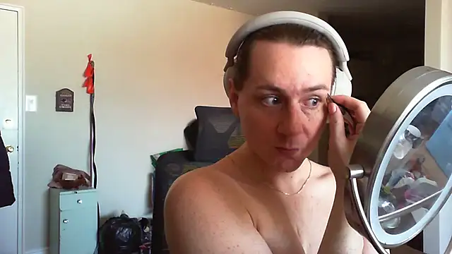 SpaceyLacey online show from 04/08/26, 01:33