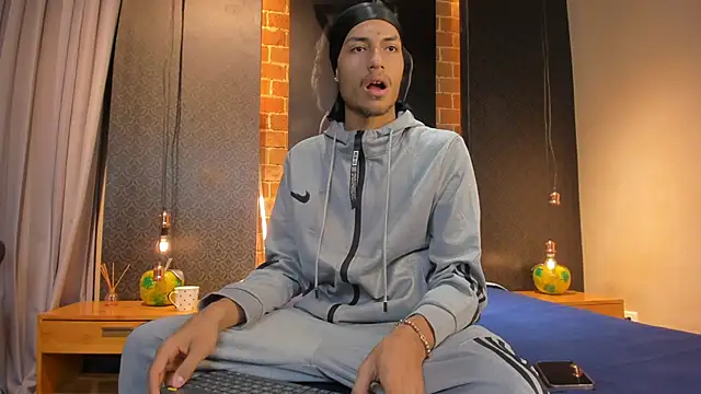 ItsZairen online show from 02/09/26, 03:54