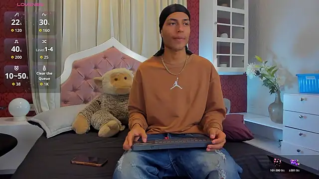 ItsZairen online show from 02/27/26, 04:01