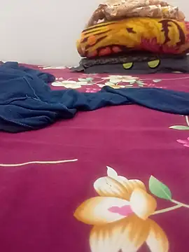 Snapshot of Daddyishere_19 chatting on 02/23/26, 06:05 Daddyishere 19 online show from 02/23/26, 06:05