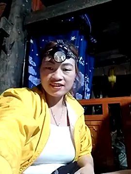 Snapshot of Nhoccon90 chatting on 02/21/26, 02:07 Nhoccon90 online show from 02/21/26, 02:07