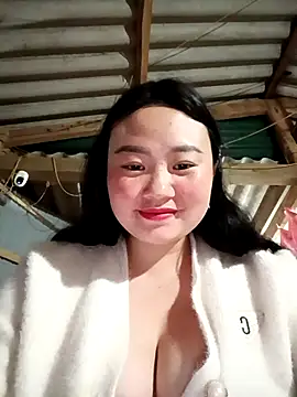 Snapshot of lisn-cute chatting on 02/09/26, 01:15 lisn-cute online show from 02/09/26, 01:15