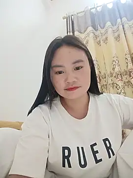 lisn-cute online show from 04/08/26, 09:53