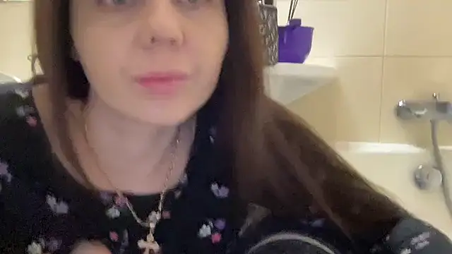 Snapshot of Darsy_Rox chatting on 02/15/26, 11:19 Darsy Rox online show from 02/15/26, 11:19