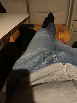 Snapshot of stallone_italiano_62 chatting on 02/21/26, 10:00 stallone italiano 62 online show from 02/21/26, 10:00