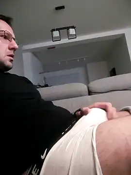 Snapshot of defaktor chatting on 02/10/26, 08:02 defaktor online show from 02/10/26, 08:02