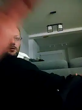 Snapshot of defaktor chatting on 02/16/26, 09:11 defaktor online show from 02/16/26, 09:11