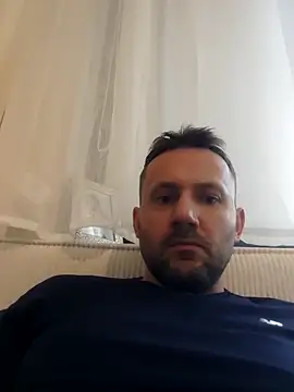 defaktor online show from 05/09/26, 03:17