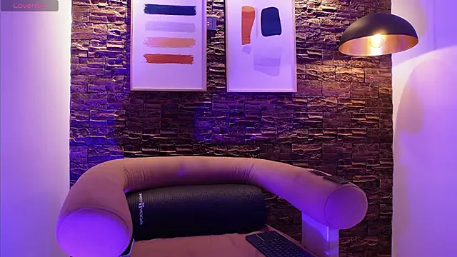 Snapshot of Celeste_Cole chatting on 02/20/26, 11:54 Celeste Cole online show from 02/20/26, 11:54