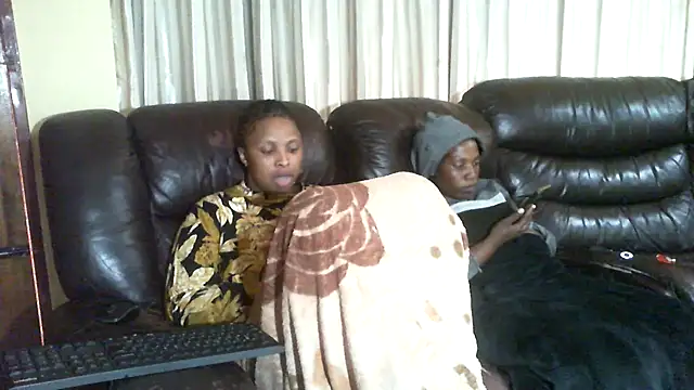 Caramel-Diva online show from 04/20/26, 07:44