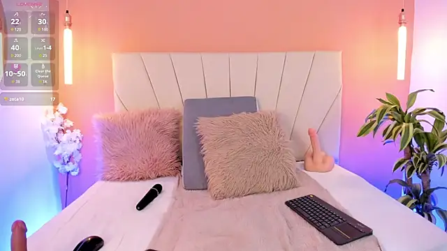 celeste lewiss online show from 04/21/26, 01:42