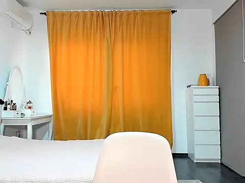 Snapshot of JulyaWild26 chatting on 03/04/26, 03:40 JulyaWild26 online show from 03/04/26, 03:40