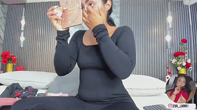 eva lain online show from 03/19/26, 12:09