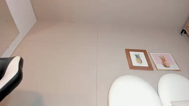 luna bradley  online show from 03/30/26, 12:39