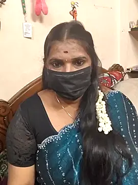 Snapshot of Tamil_uma_69 chatting on 02/25/26, 12:48 Tamil uma 69 online show from 02/25/26, 12:48