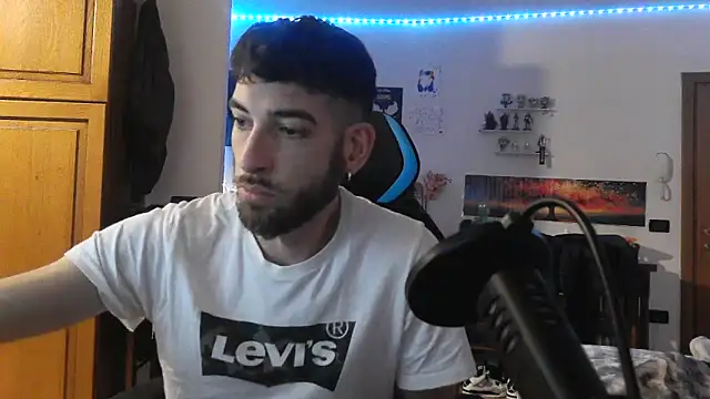 Snapshot of maestroboris95 chatting on 02/07/26, 07:39 maestroboris95 online show from 02/07/26, 07:39