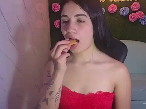 Snapshot of Samanttha_tf chatting on 02/12/26, 12:33 Samanttha tf online show from 02/12/26, 12:33