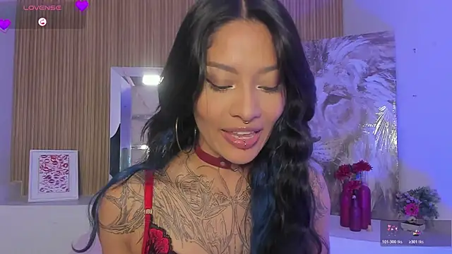 NicoleMonet1 online show from 02/13/26, 10:28