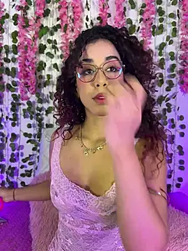 Snapshot of Woo_isDaphne chatting on 02/20/26, 11:05 Woo isDaphne online show from 02/20/26, 11:05