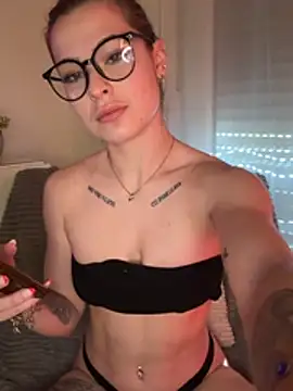 Alyssa-Schwarz online show from 05/15/26, 05:09