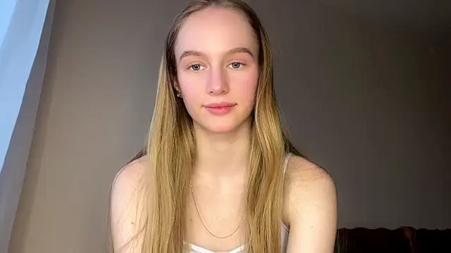 Snapshot of Viktoria_Vibes chatting on 02/28/26, 03:24 Viktoria Vibes online show from 02/28/26, 03:24