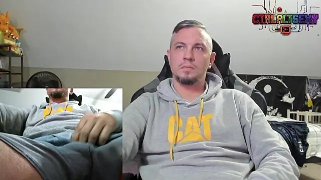 Snapshot of CtrlAltSexy chatting on 02/17/26, 11:44 CtrlAltSexy online show from 02/17/26, 11:44