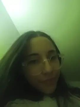 Snapshot of isaaabelaaa chatting on 02/15/26, 11:45 isaaabelaaa online show from 02/15/26, 11:45