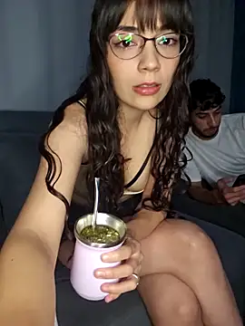 Snapshot of VelvetSolez chatting on 03/04/26, 04:29 VelvetSolez online show from 03/04/26, 04:29