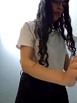 VelvetSolez online show from 04/23/26, 10:01