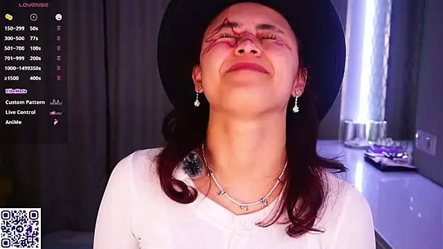 Snapshot of VerlieChahal chatting on 02/16/26, 07:10 VerlieChahal online show from 02/16/26, 07:10