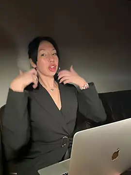 MissDeepVelur online show from 03/13/26, 05:41