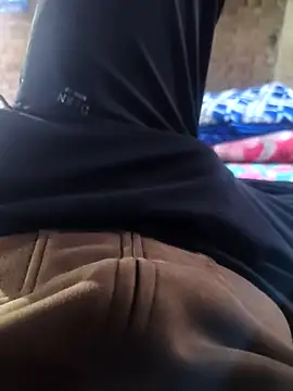 Snapshot of indian_nitin chatting on 02/28/26, 12:28 indian nitin online show from 02/28/26, 12:28